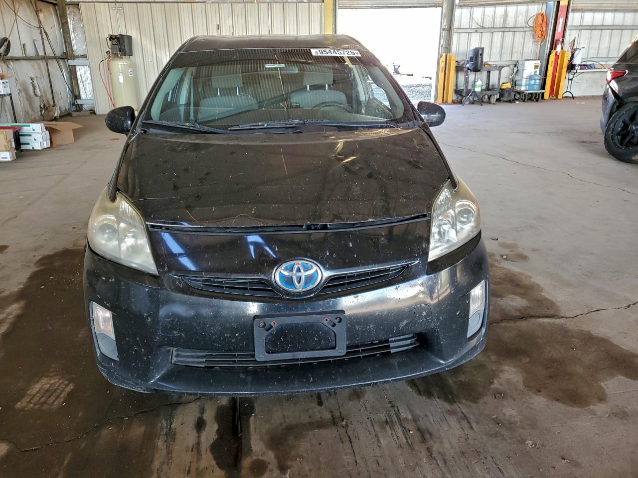 Toyota Prius Image 10