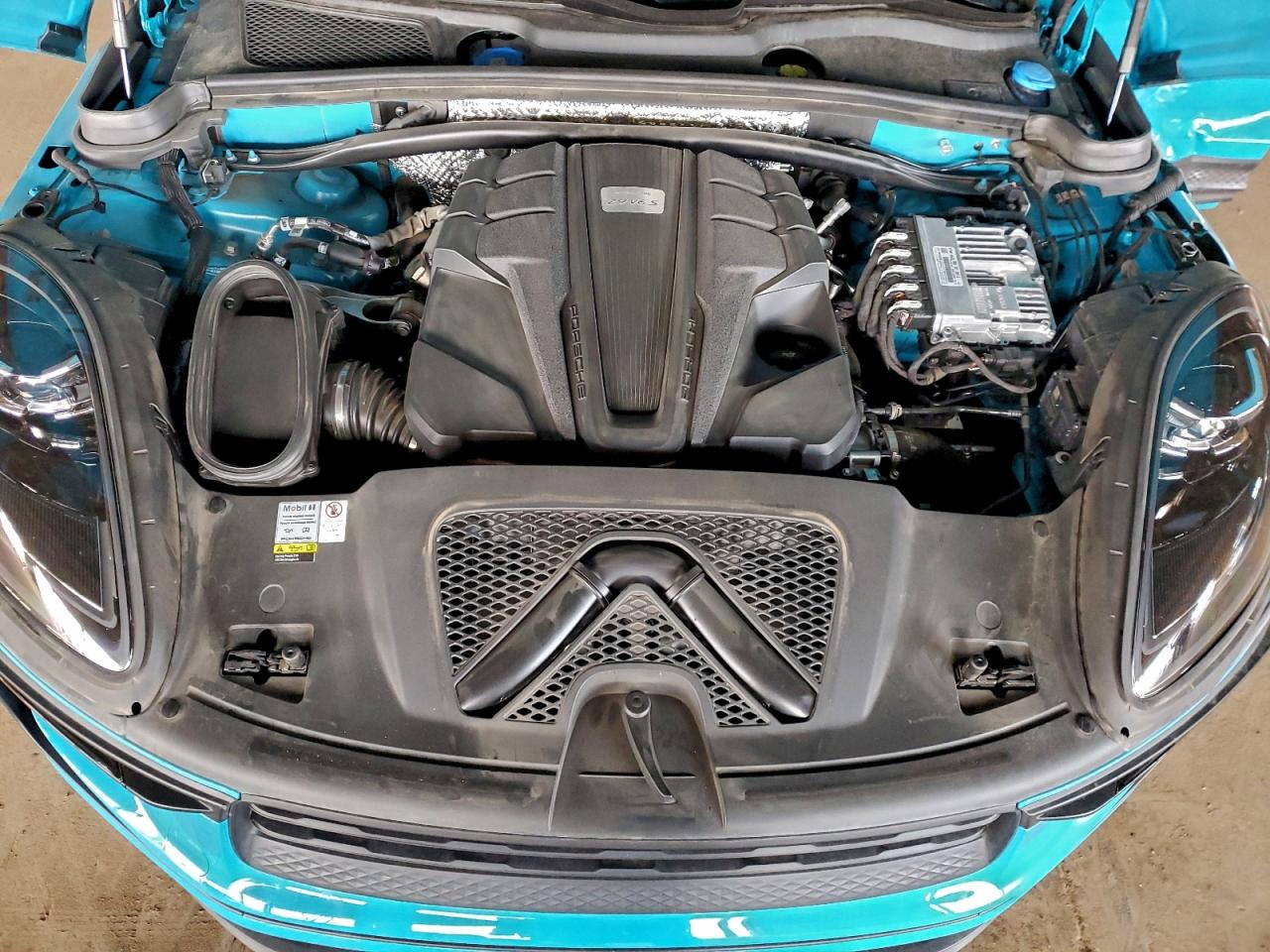 Porsche Macan S Image 6