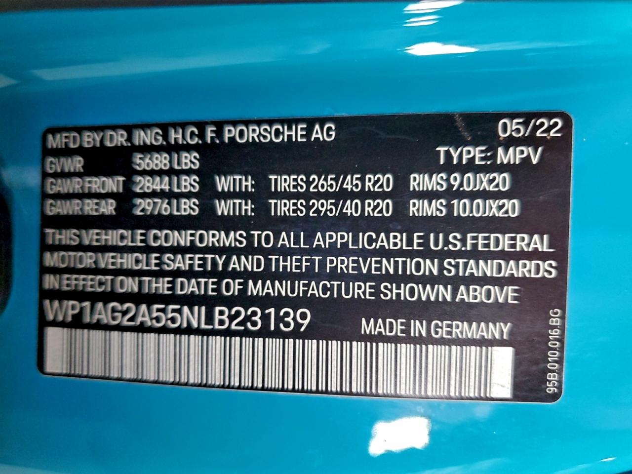 Porsche Macan S Image 11