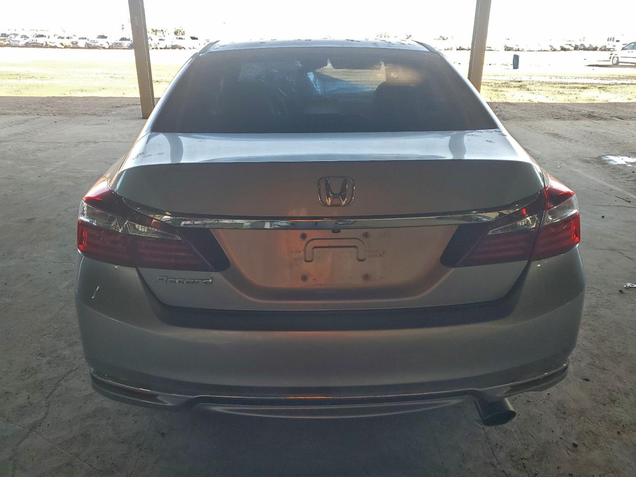 Honda Accord Lx Image 10