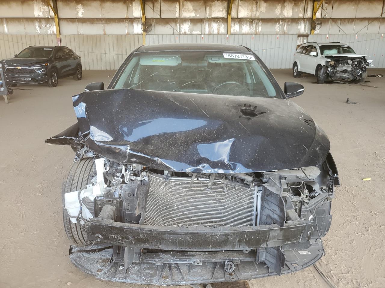 Hyundai ELANTRA Image 6