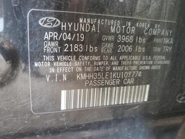 Hyundai ELANTRA Image 9