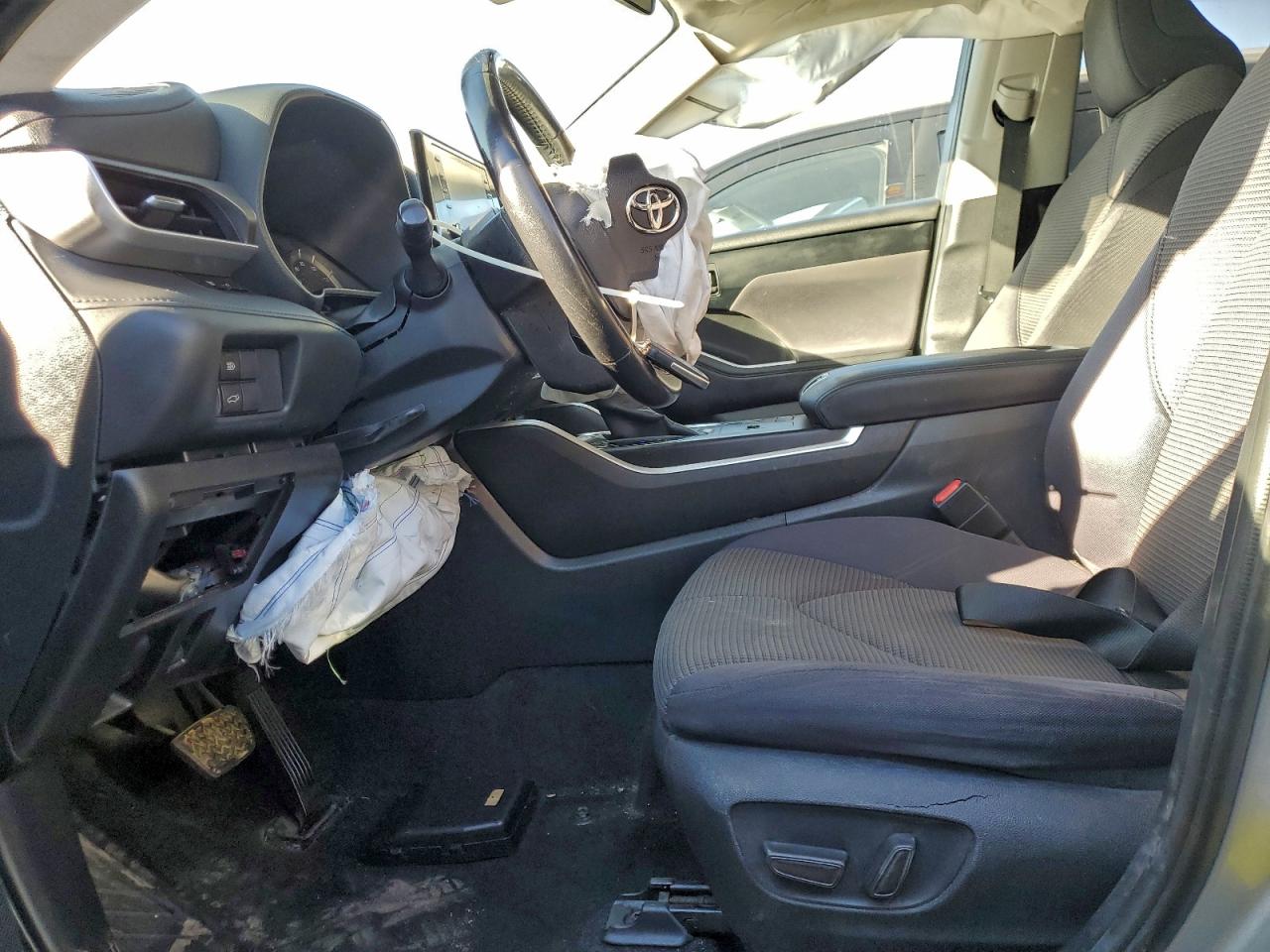 Toyota Highlander L Image 8