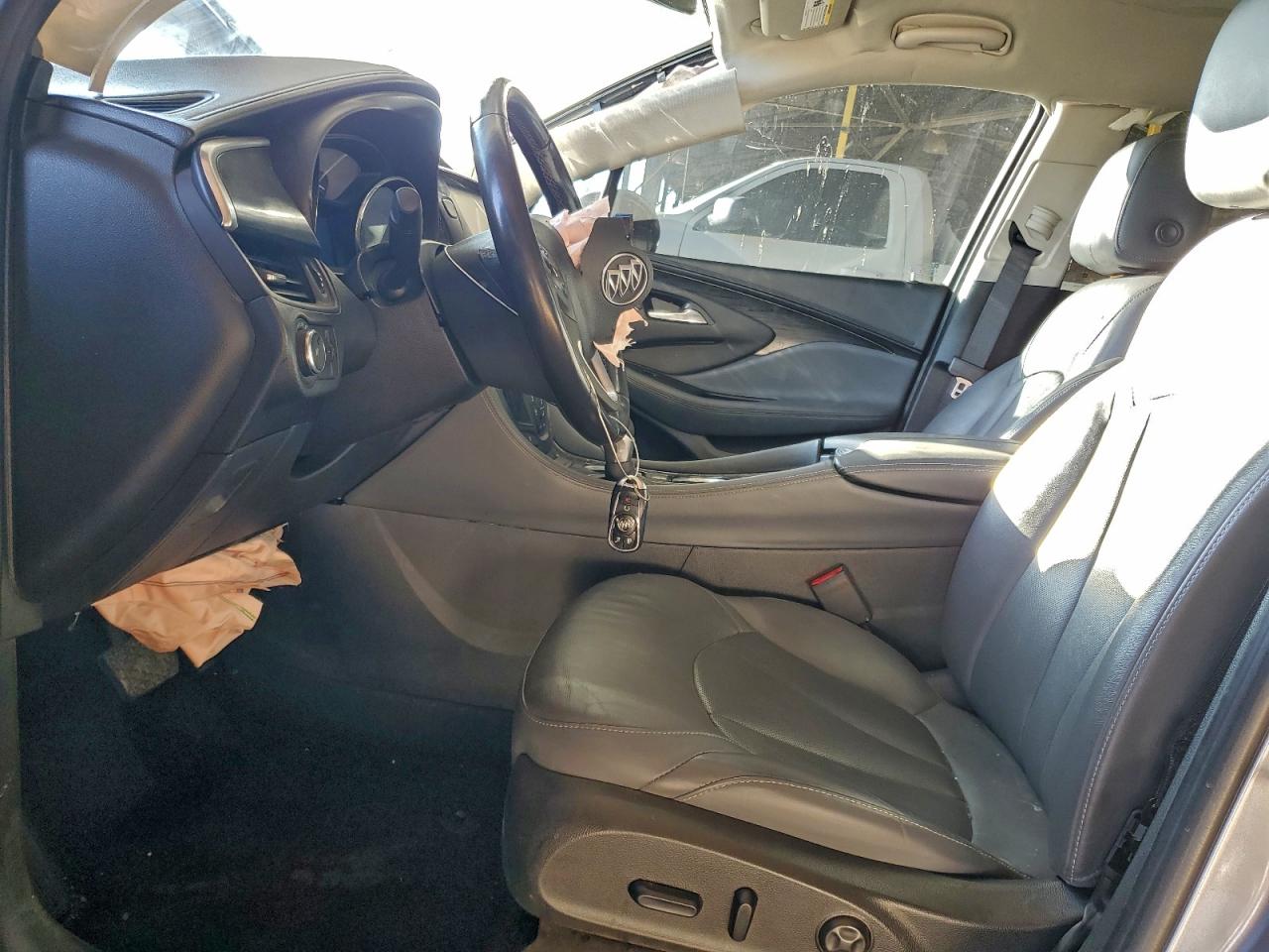 Buick Envision Essence Image 9