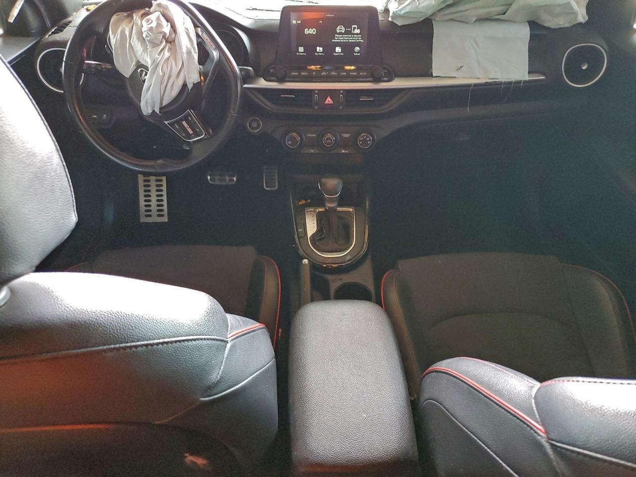 Kia Forte Gt Image 6