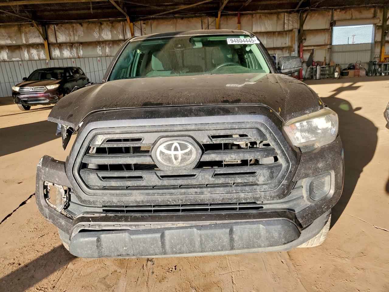 Toyota Tacoma Access Cab Image 7