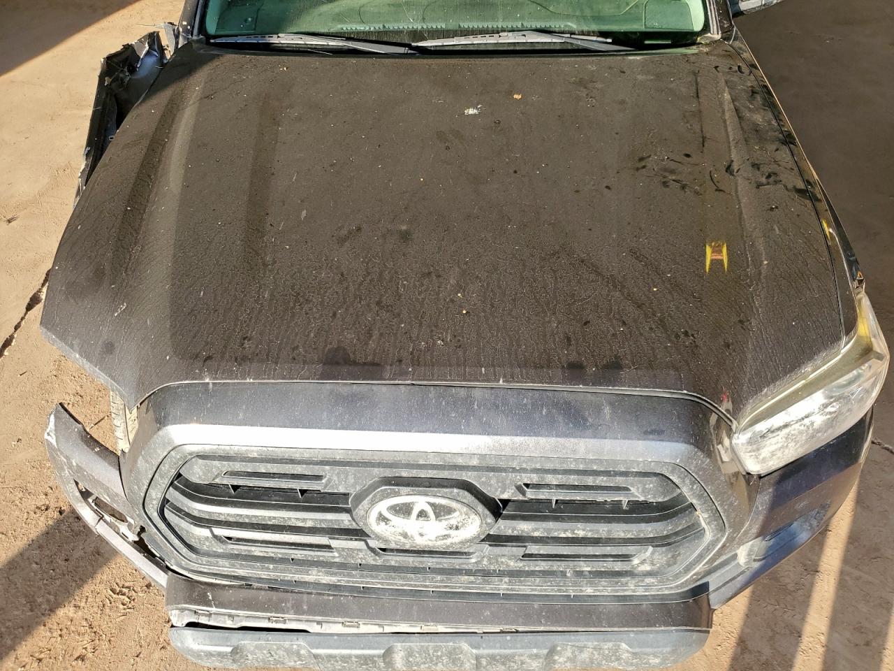 Toyota Tacoma Access Cab Image 10