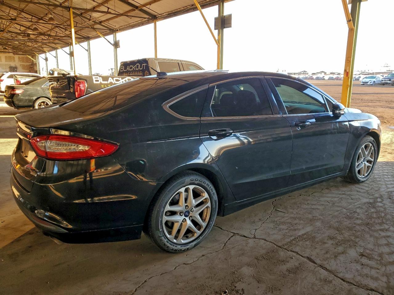 Ford Fusion Se Image 2