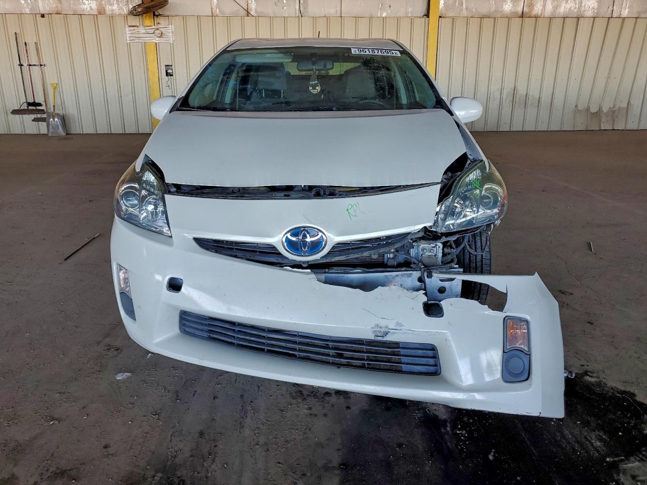 Toyota Prius Image 6