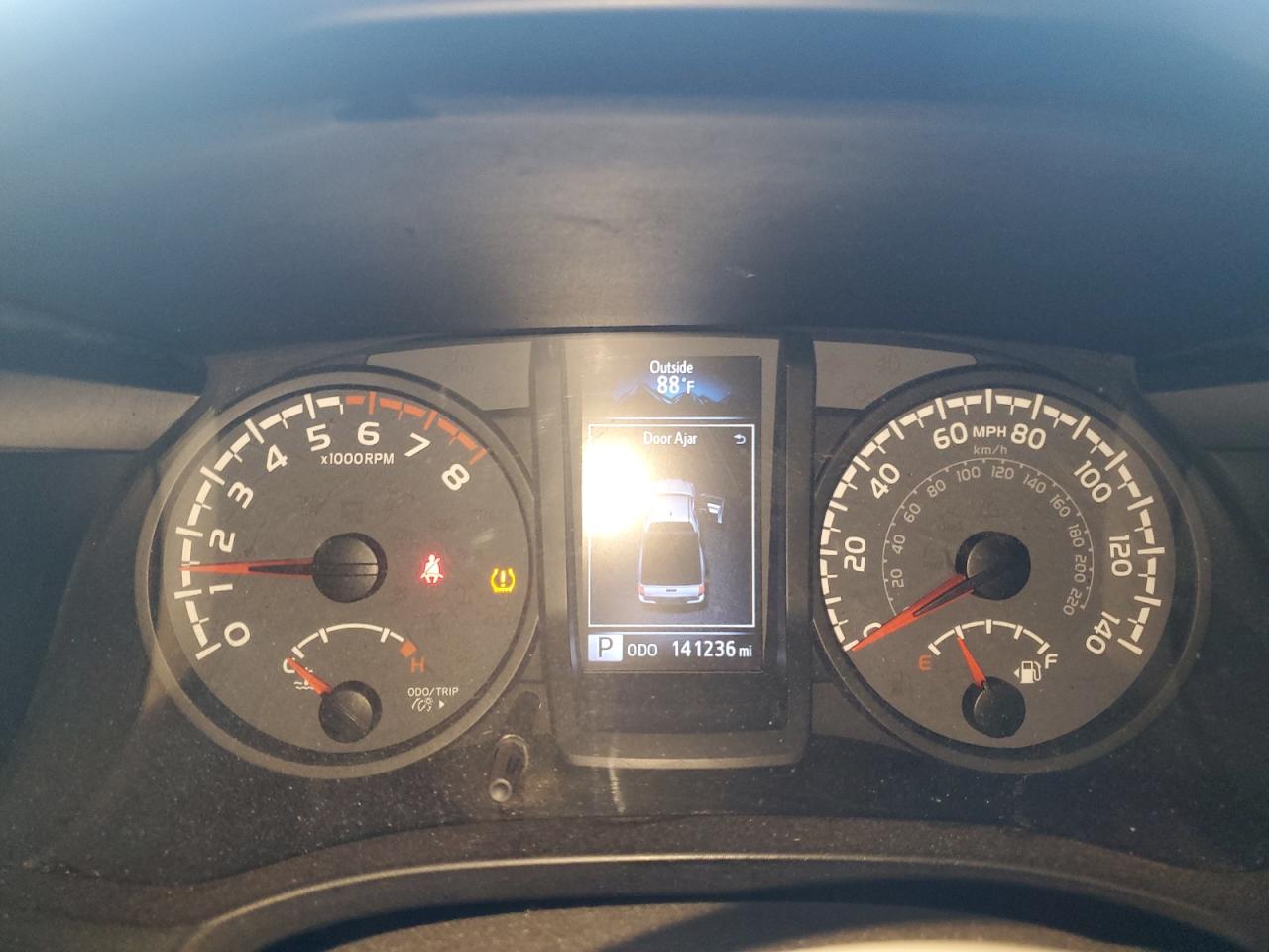 Toyota Tacoma Access Cab Image 6