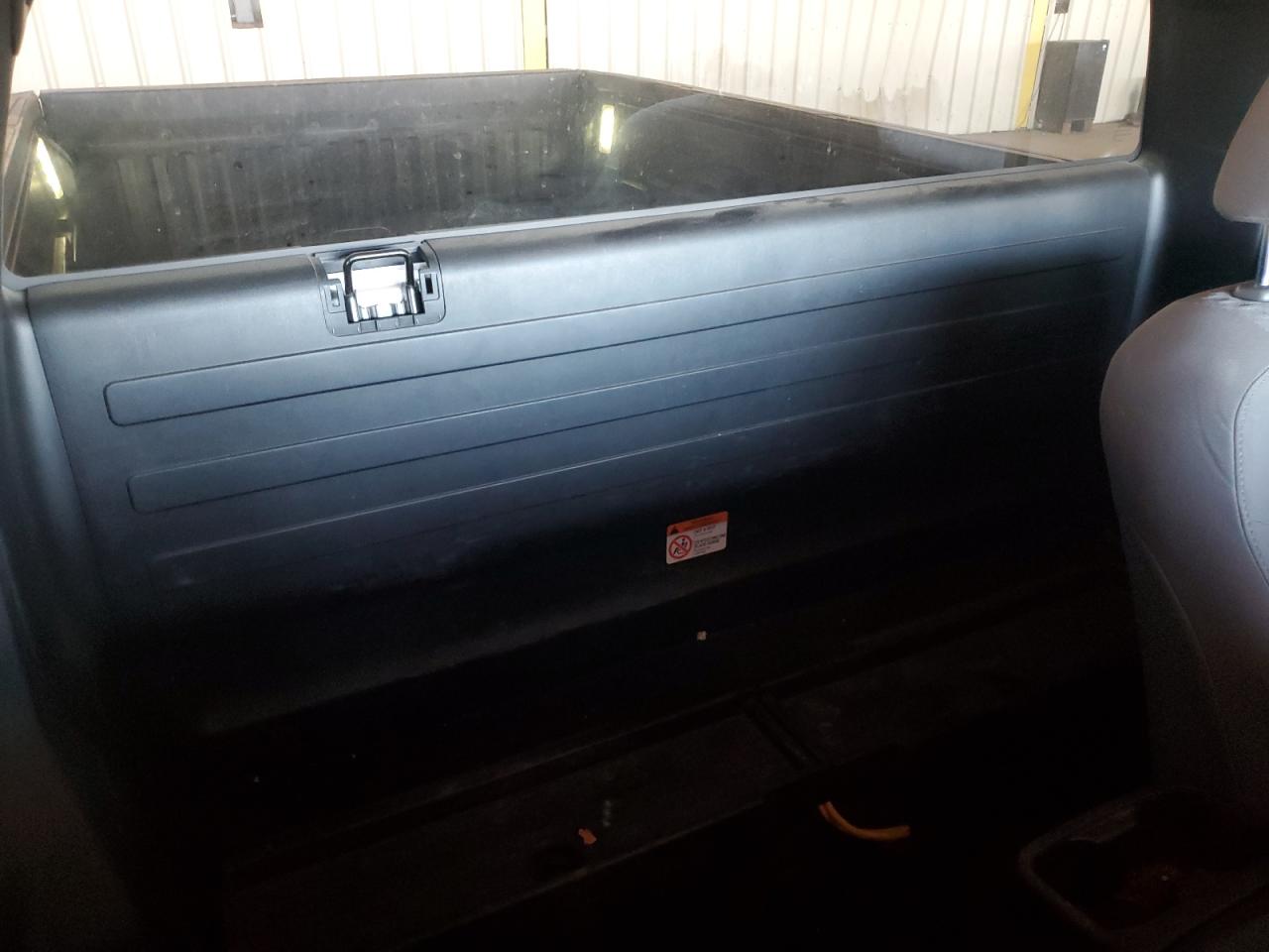 Toyota Tacoma Access Cab Image 8