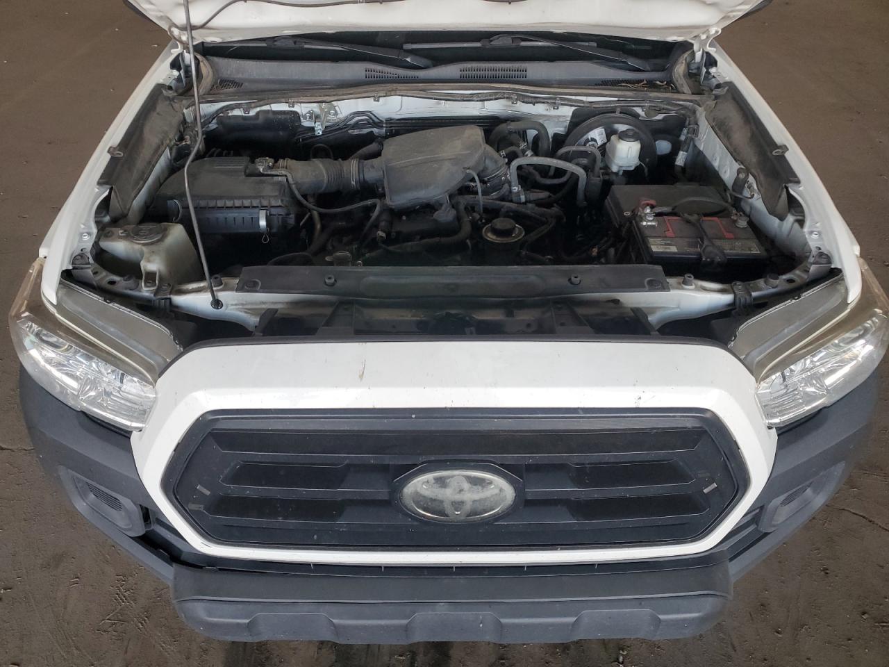 Toyota Tacoma Access Cab Image 7