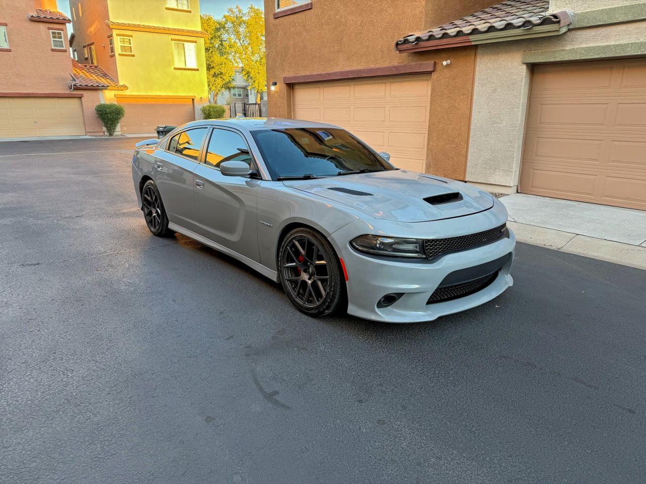 Dodge Charger R/t Image 1