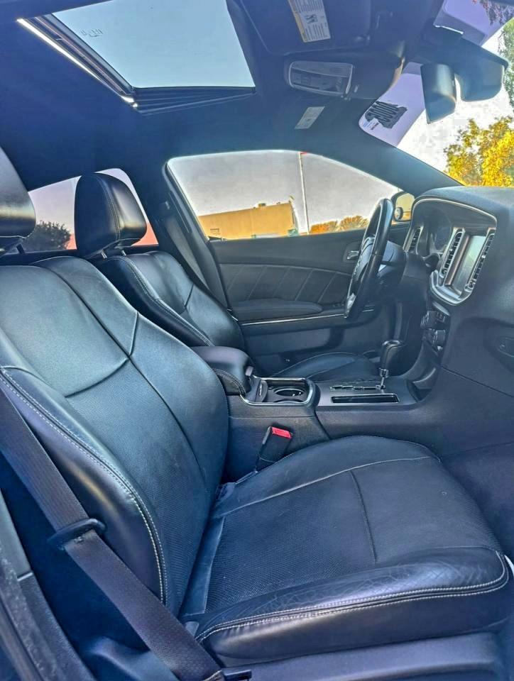 Dodge Charger R/t Image 5