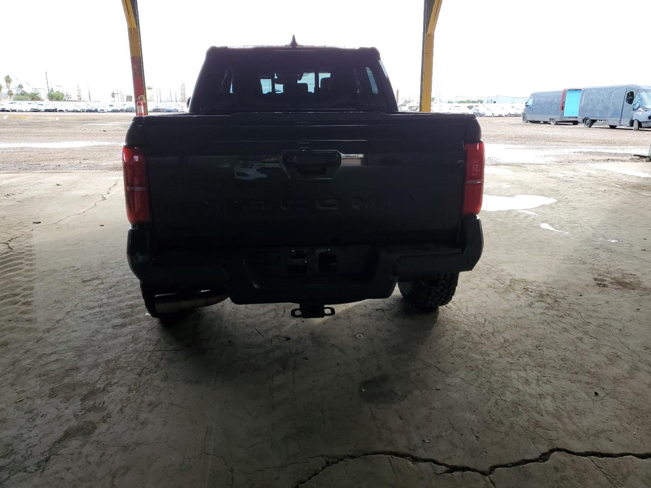 Toyota Tacoma Double Cab Image 5