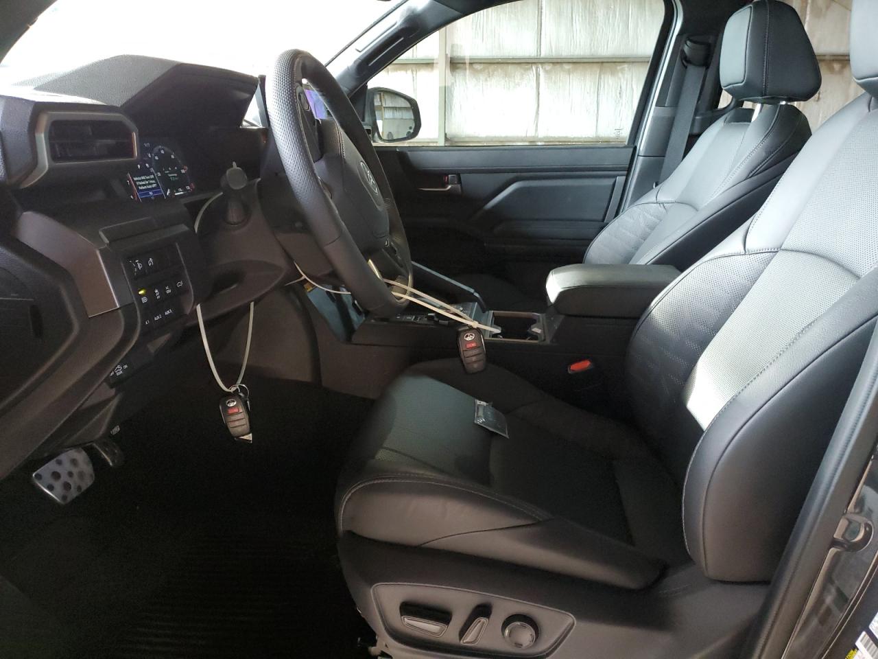 Toyota Tacoma Double Cab Image 8