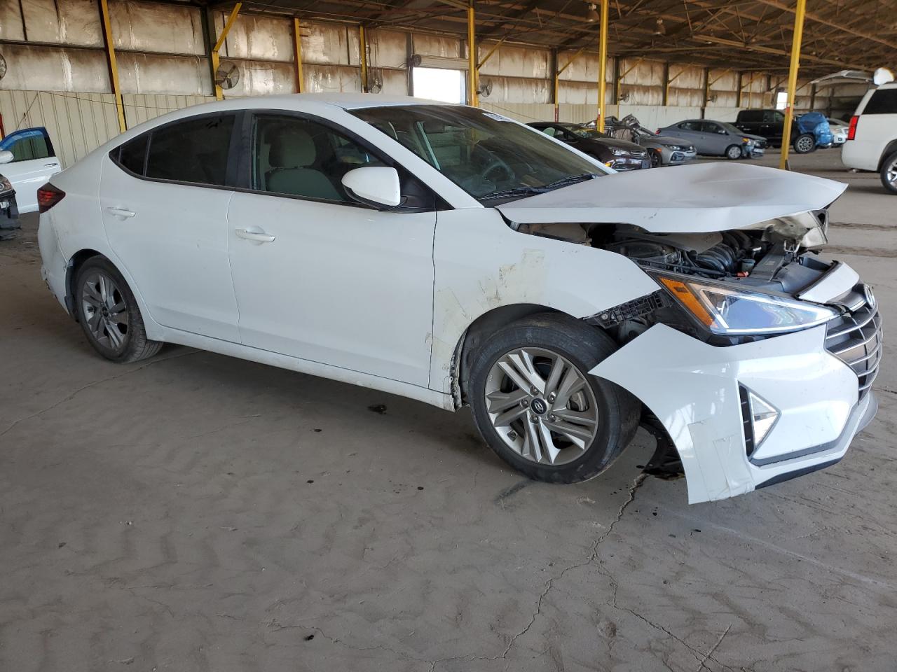 Hyundai ELANTRA Sel Image 4