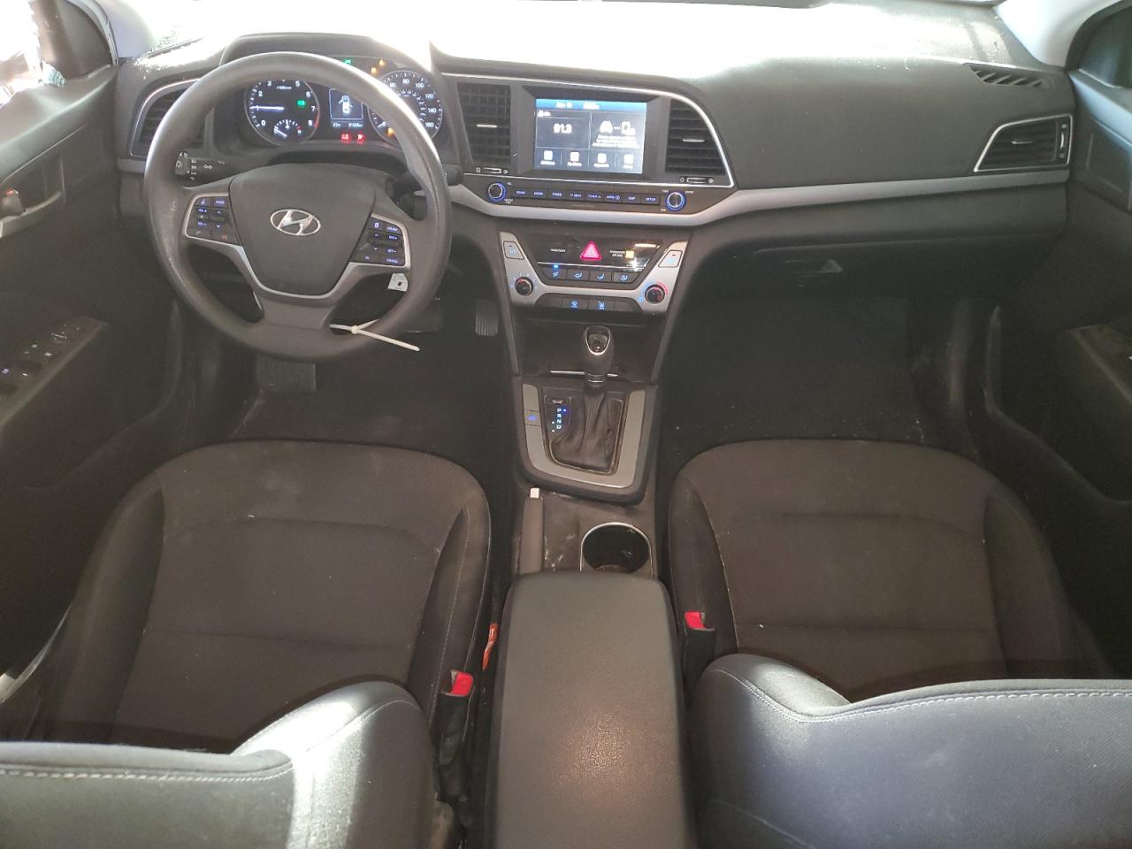 Hyundai ELANTRA Sel Image 5