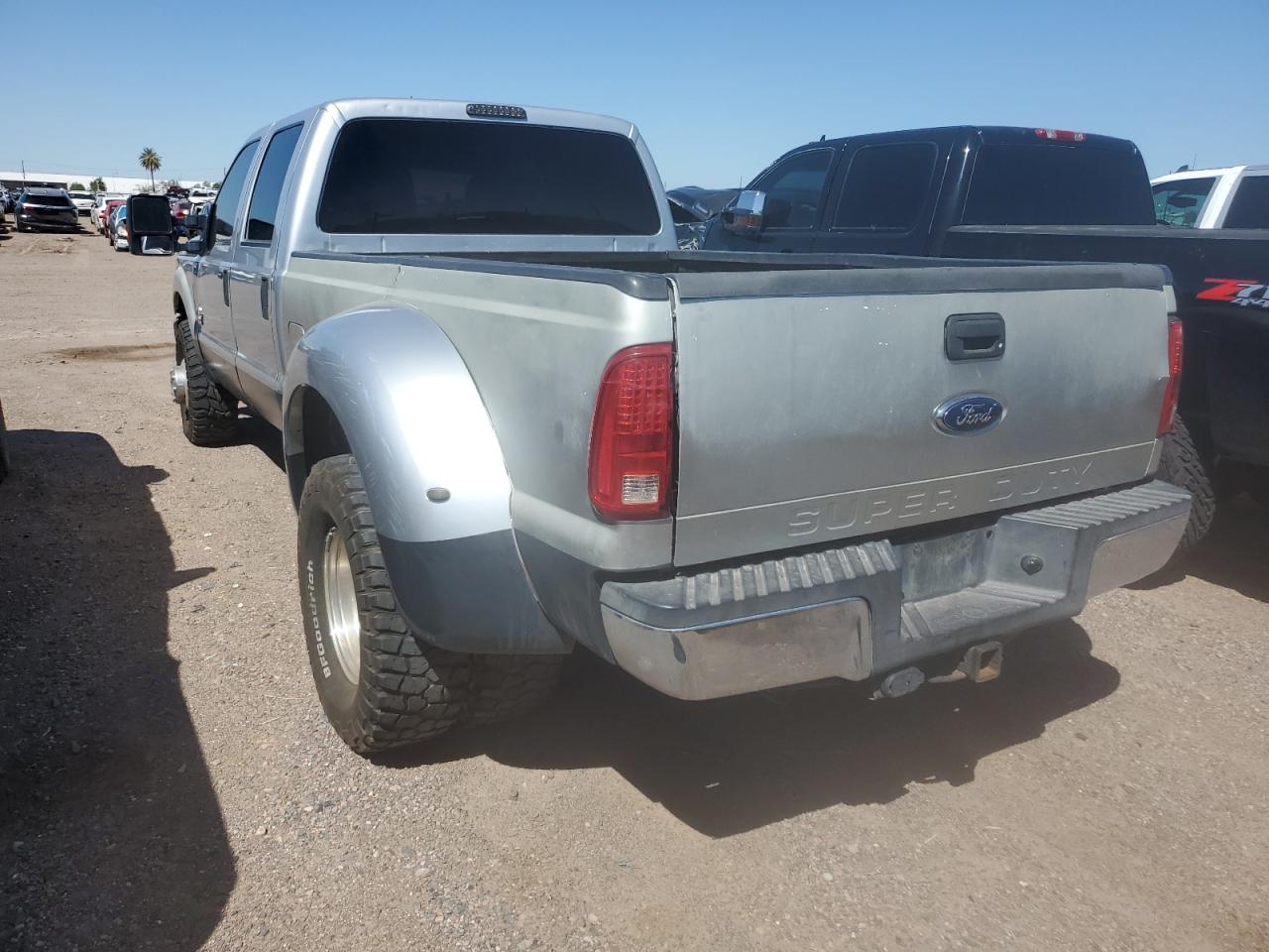 Ford F-350 Super Duty Image 5