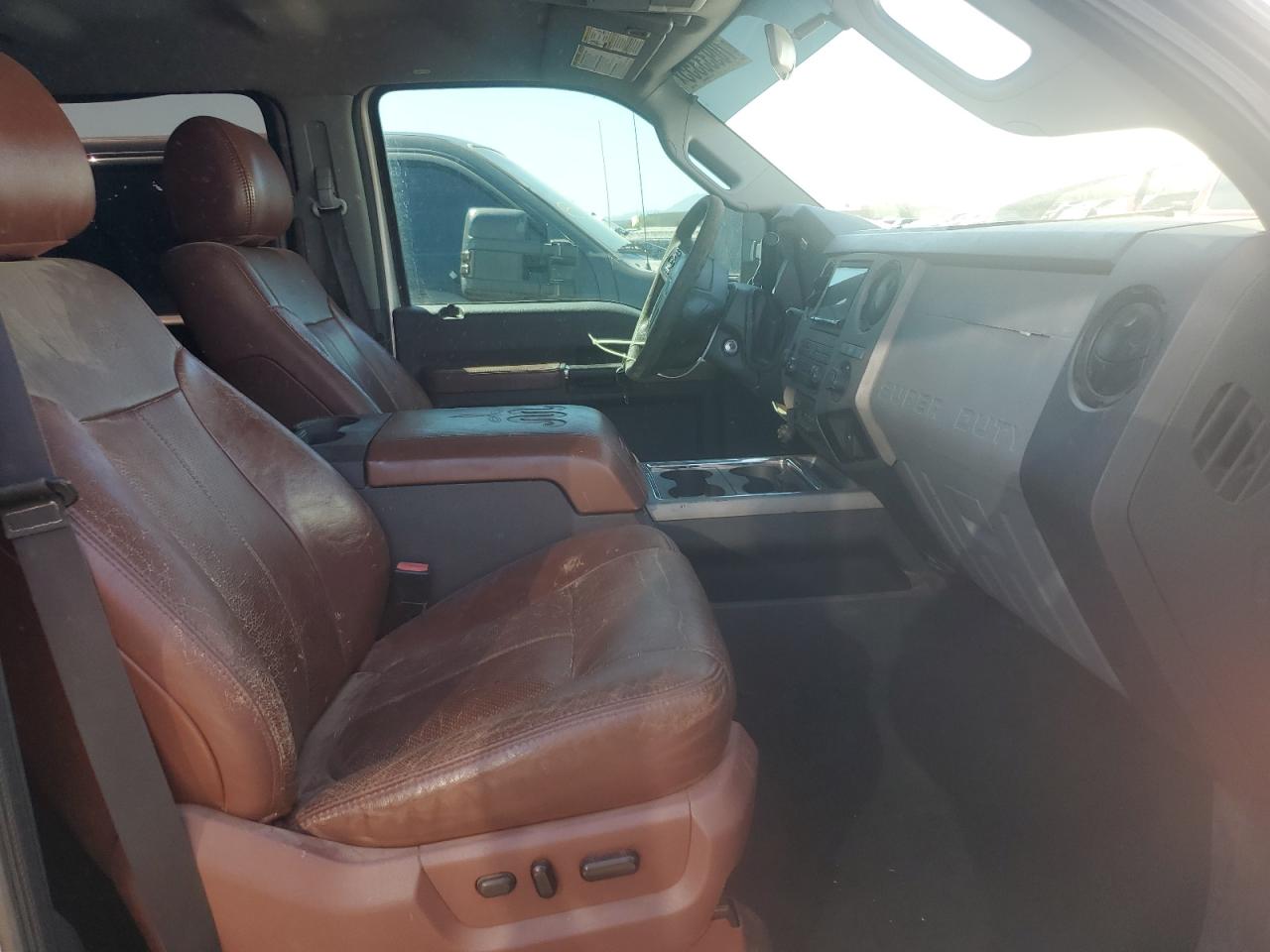 Ford F-350 Super Duty Image 3