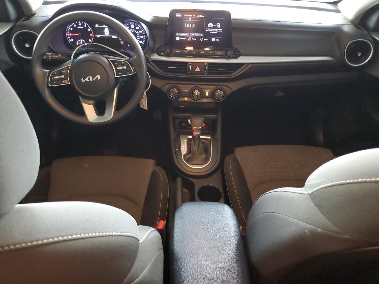 Kia Forte Lx Image 12