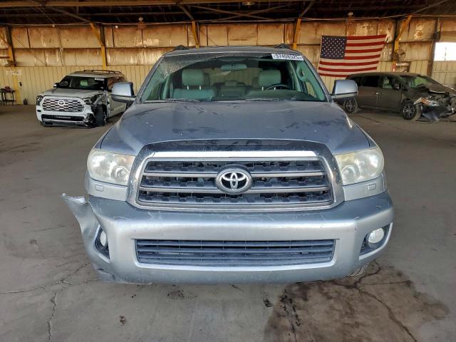 Toyota Sequoia Sr5 Image 2