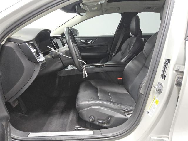 Volvo S60 T5 Momentum Image 4