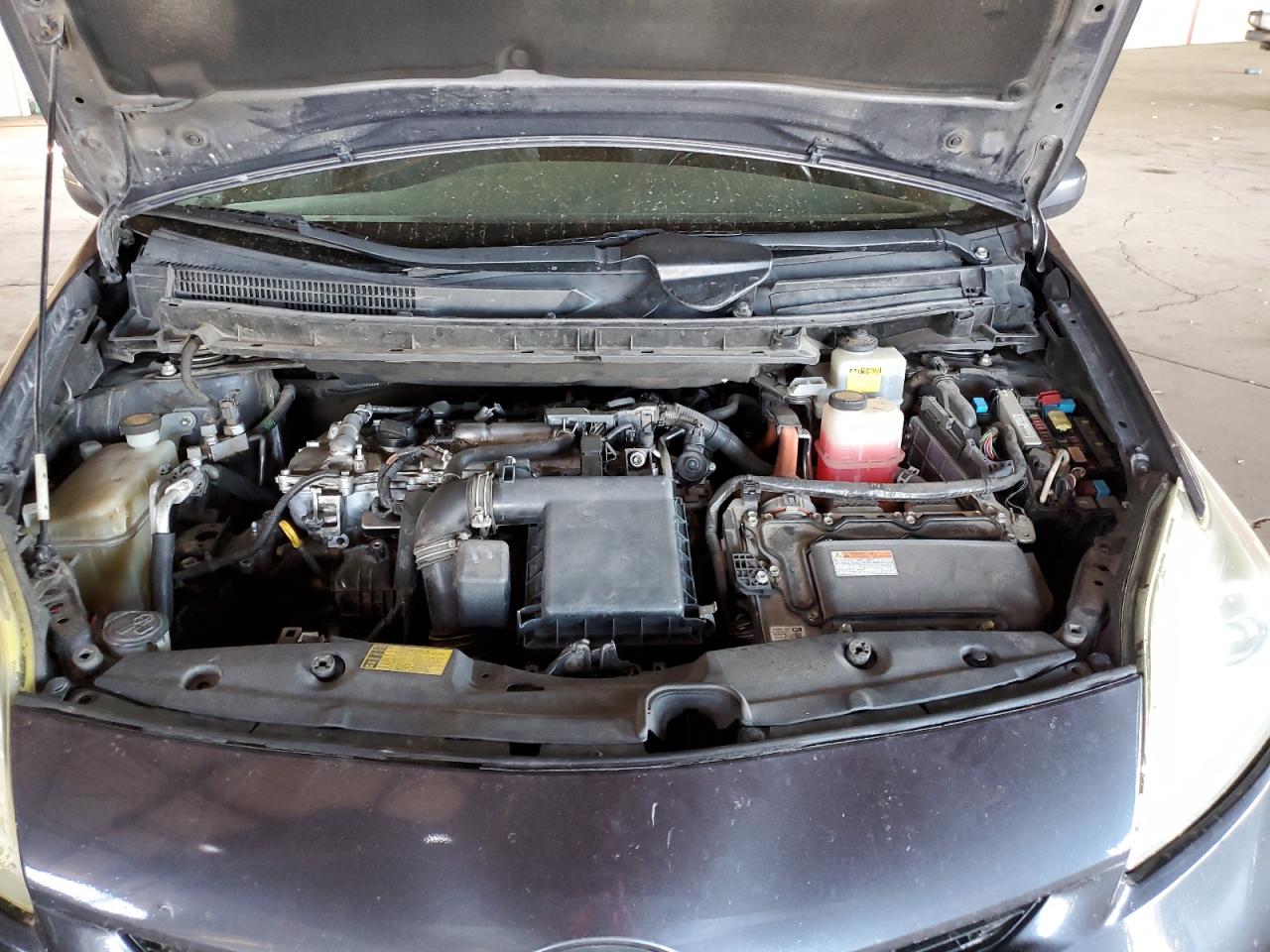 Toyota Prius Image 9