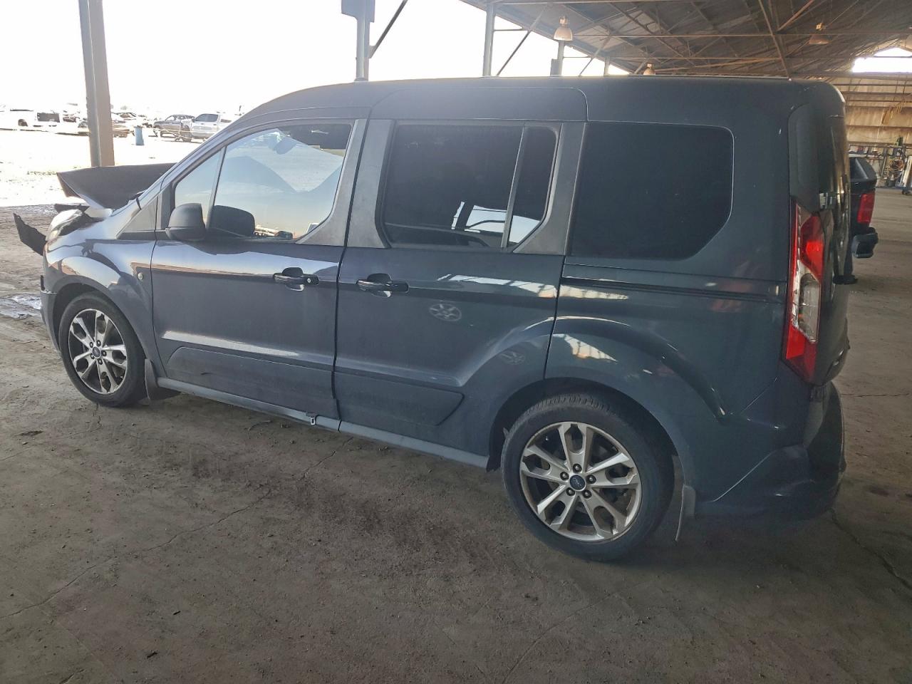 Ford Transit Xlt Image 2