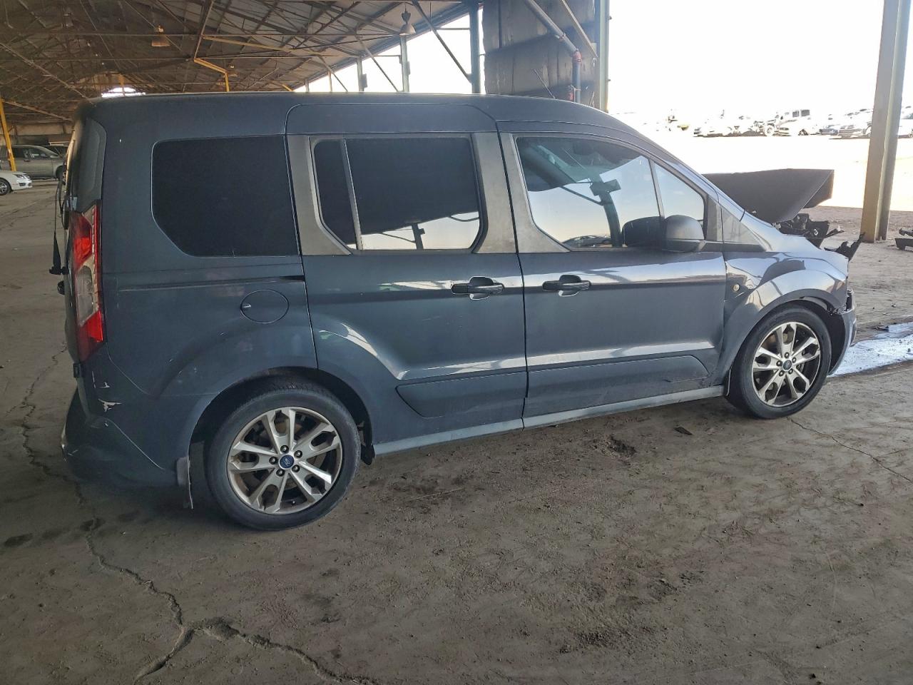 Ford Transit Xlt Image 6
