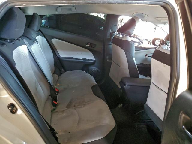 Toyota Prius Image 9