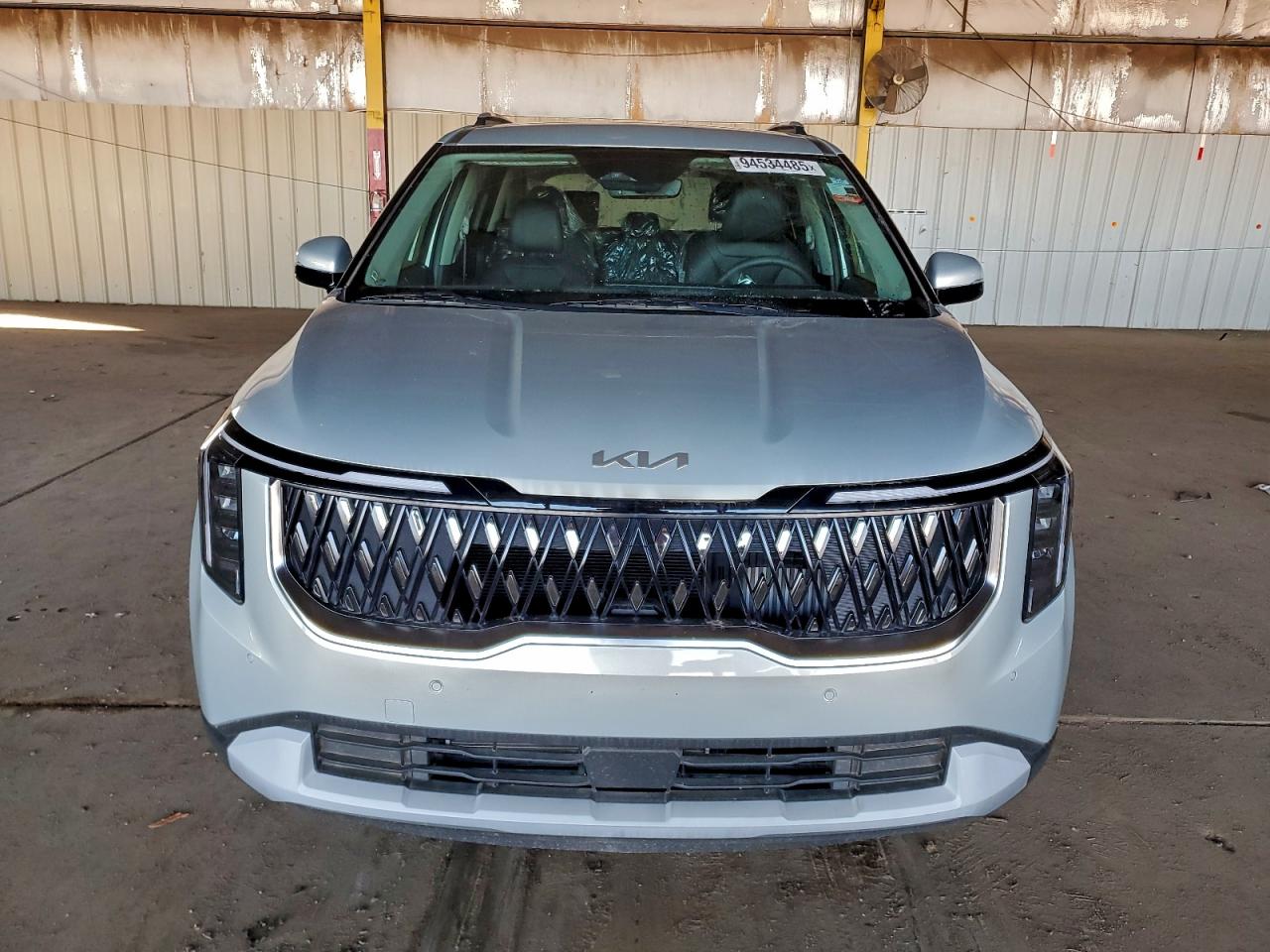 Kia Carnival Ex Image 3