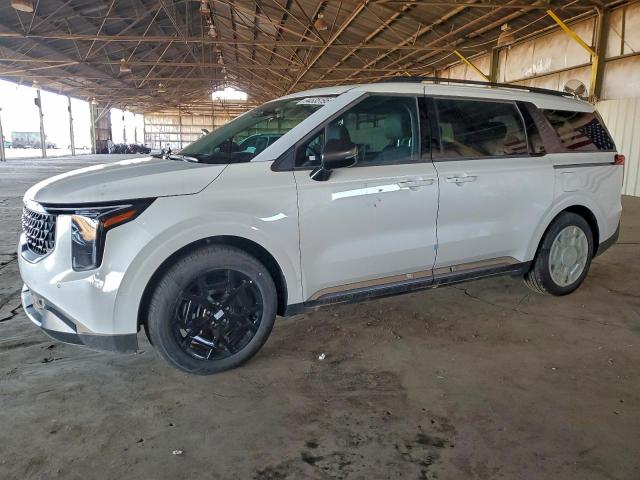  Salvage Kia Carnival