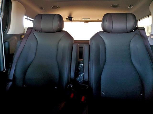 Kia Carnival Sx Image 12