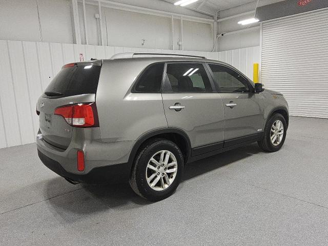 Kia Sorento Lx Image 11