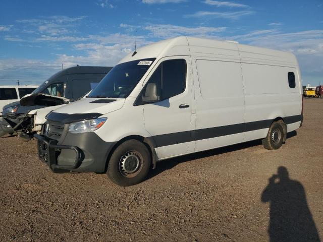  Salvage Mercedes-Benz Sprinter