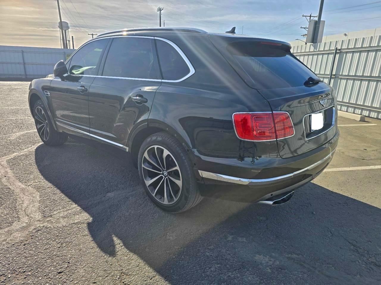 Bentley Bentayga Image 3