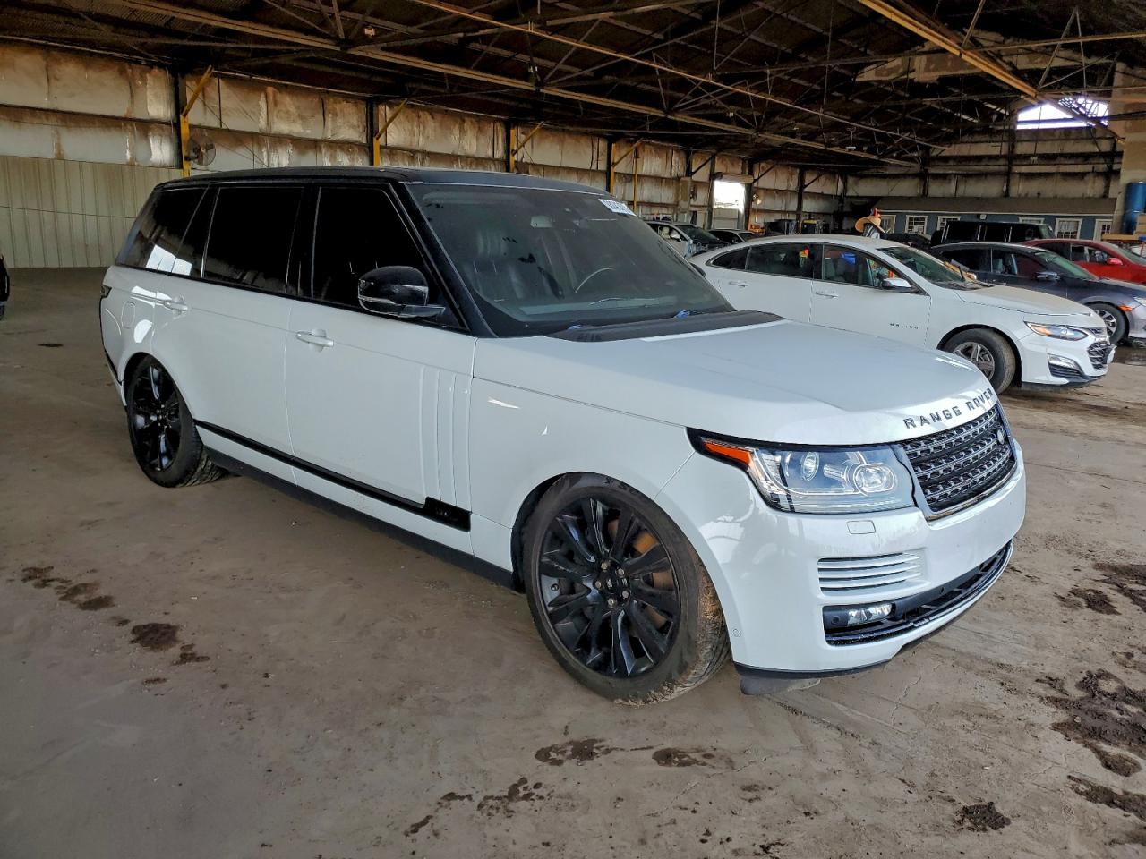 Land Rover Range Rover Supercharged Image 13