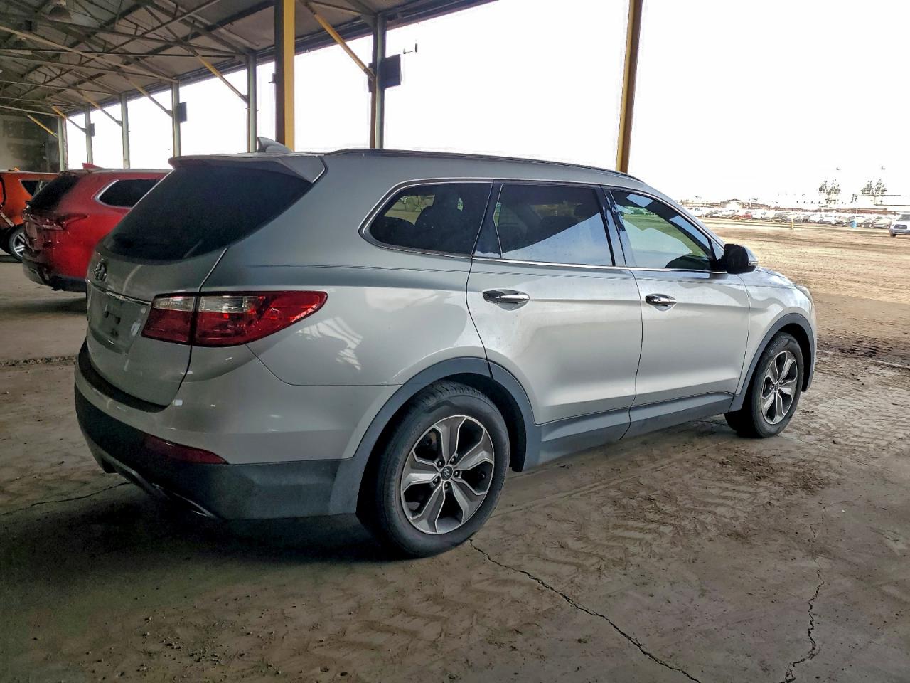 Hyundai SANTA FE Gls Image 3
