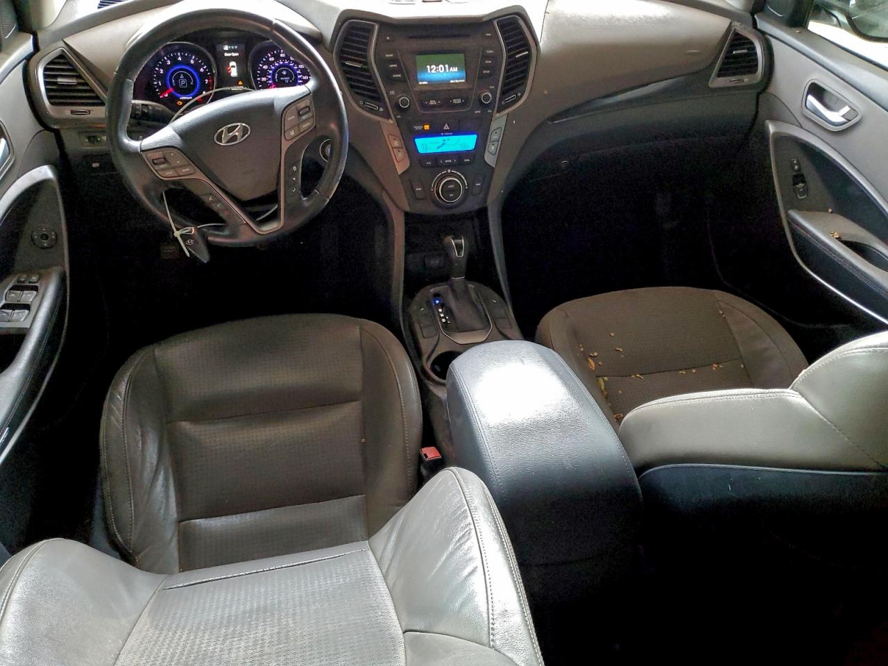 Hyundai SANTA FE Gls Image 6