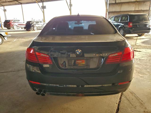 BMW 5 Series I Image 10