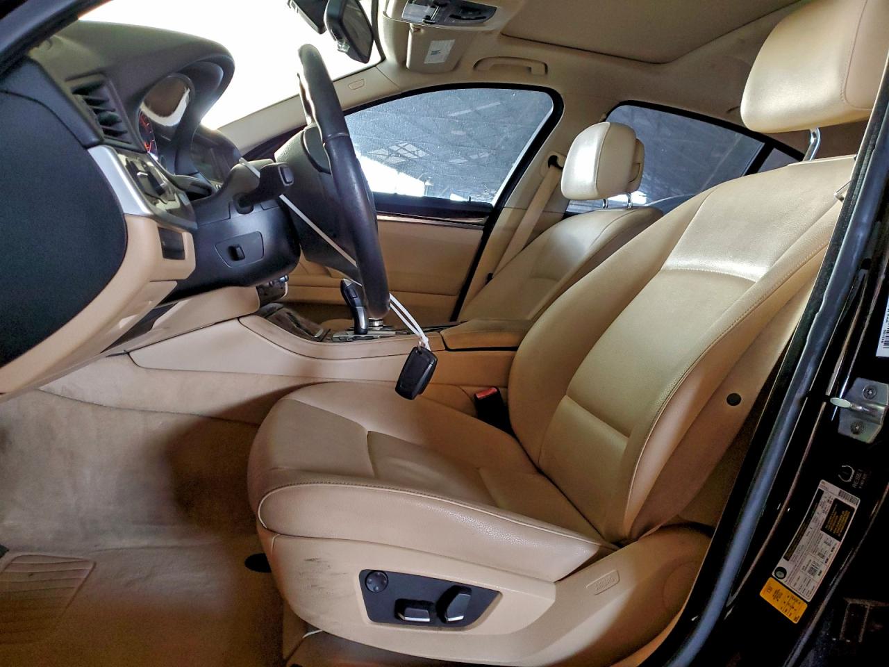 BMW 5 Series I Image 11