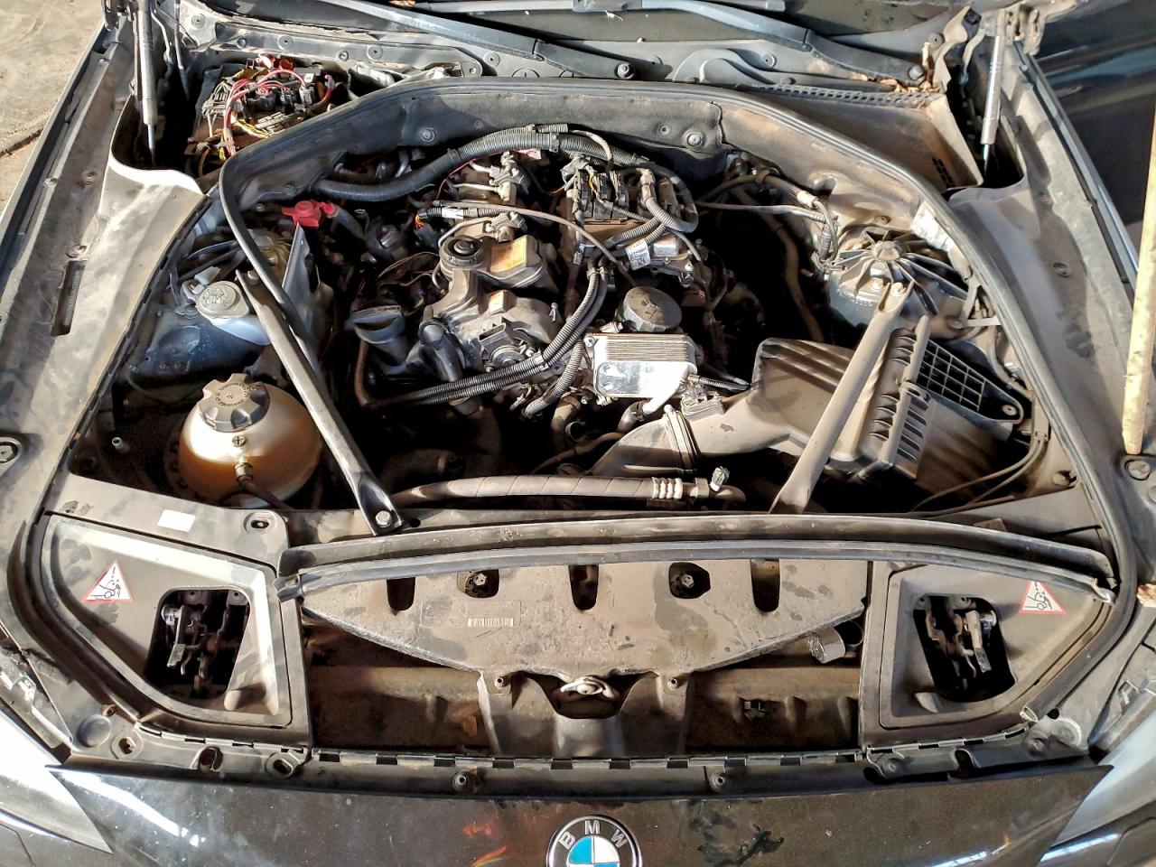 BMW 5 Series I Image 3