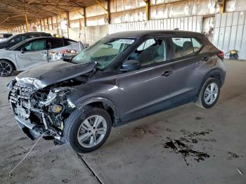  Salvage Nissan Kicks