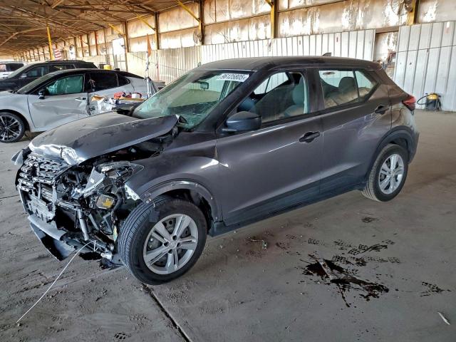  Salvage Nissan Kicks