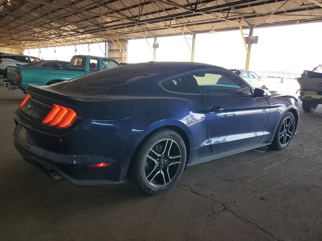 Ford Mustang Image 5