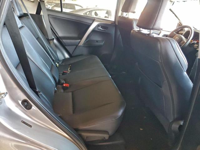 Toyota RAV4 Limited Image 7