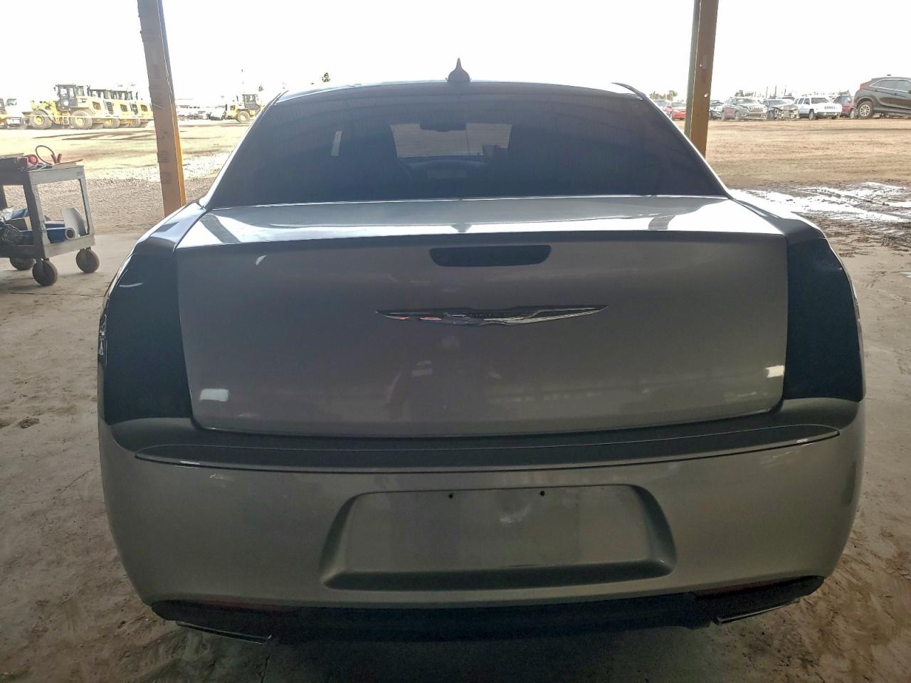 Chrysler 300 Touring Image 6