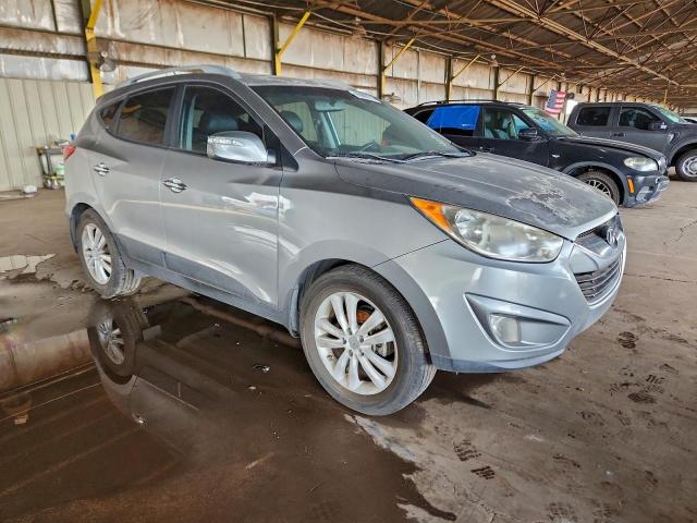 Hyundai TUCSON Gls Image 13