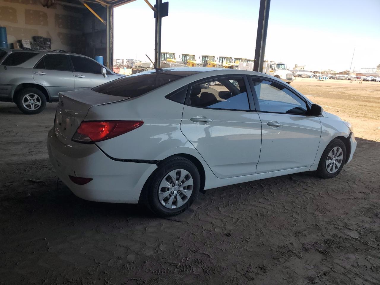 Hyundai ACCENT Se Image 2